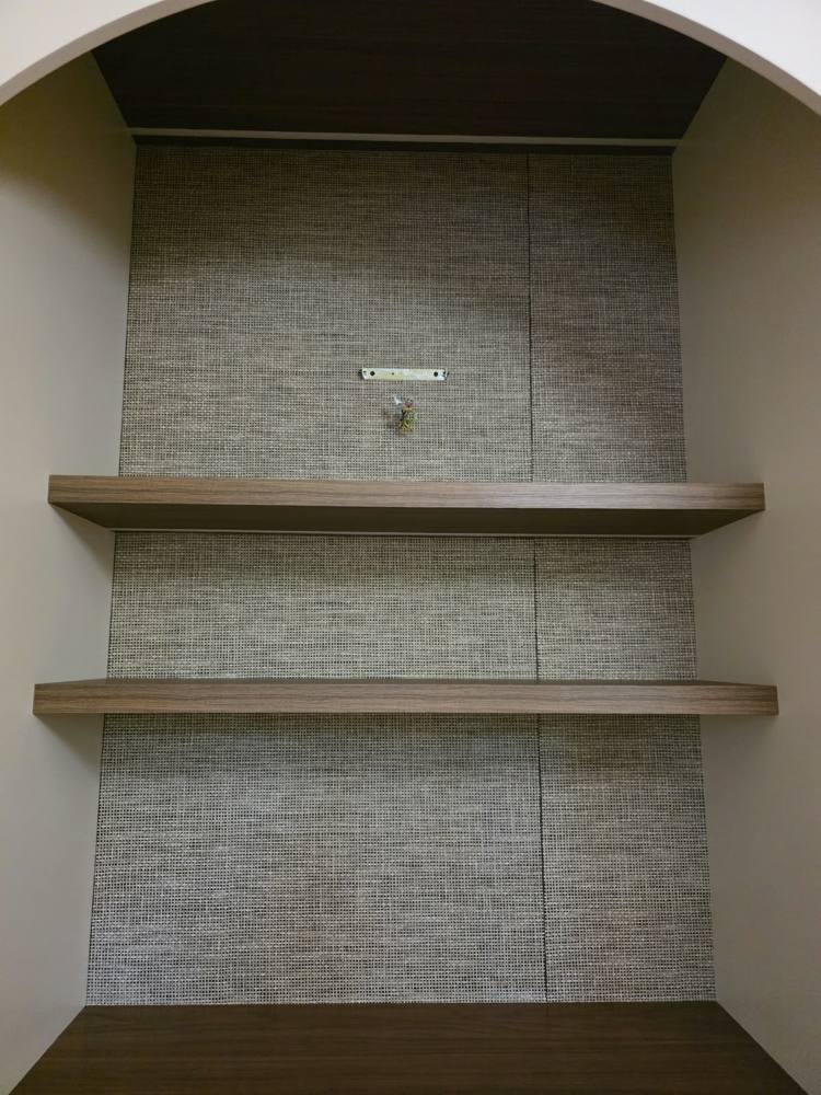 Wallpaper hung by Magic Finish
