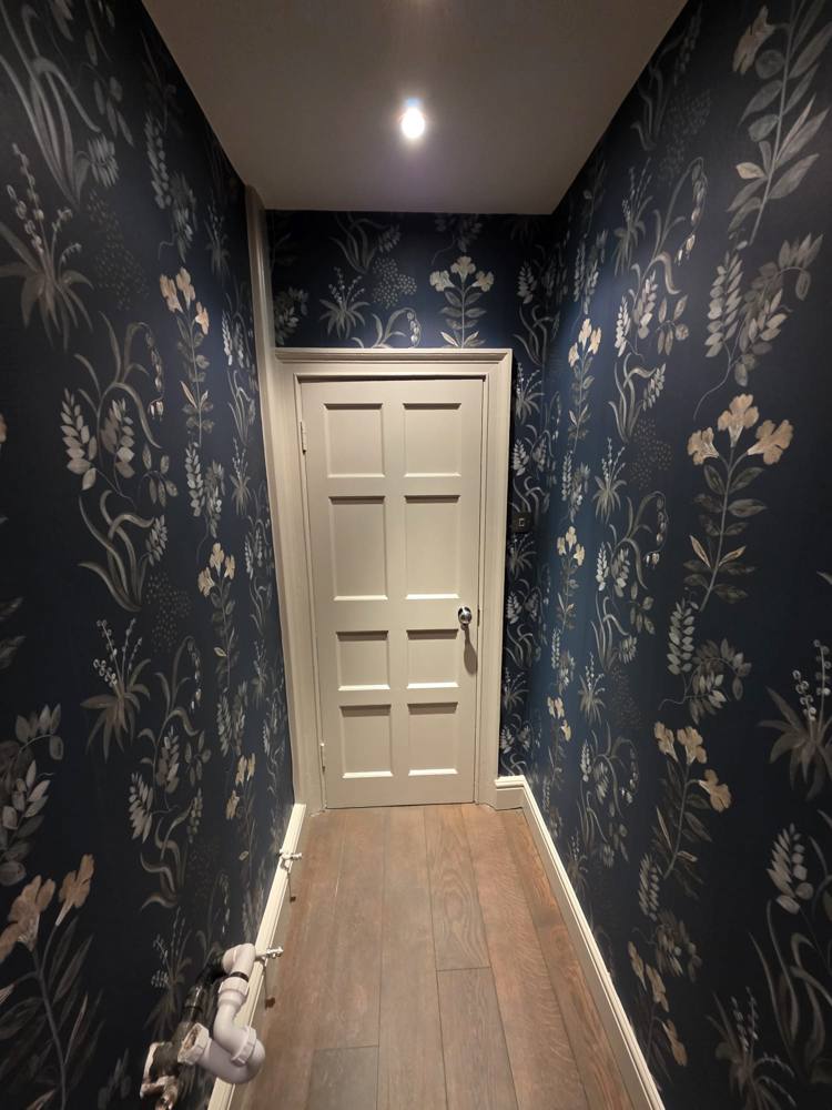 Wallpaper hung by Magic Finish