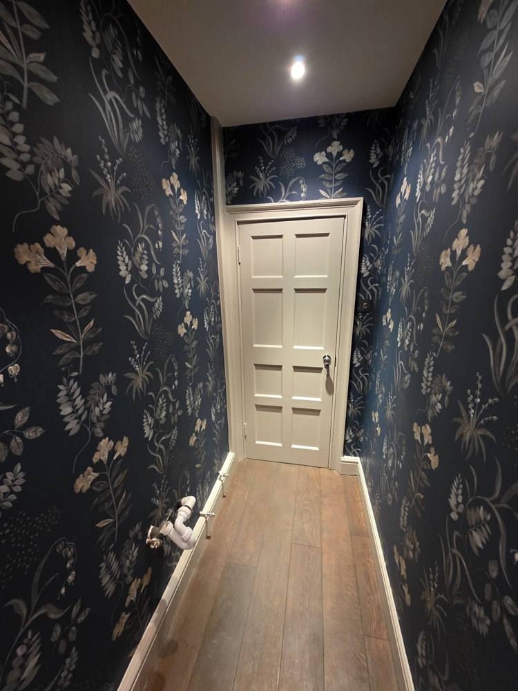 Wallpaper hung by Magic Finish