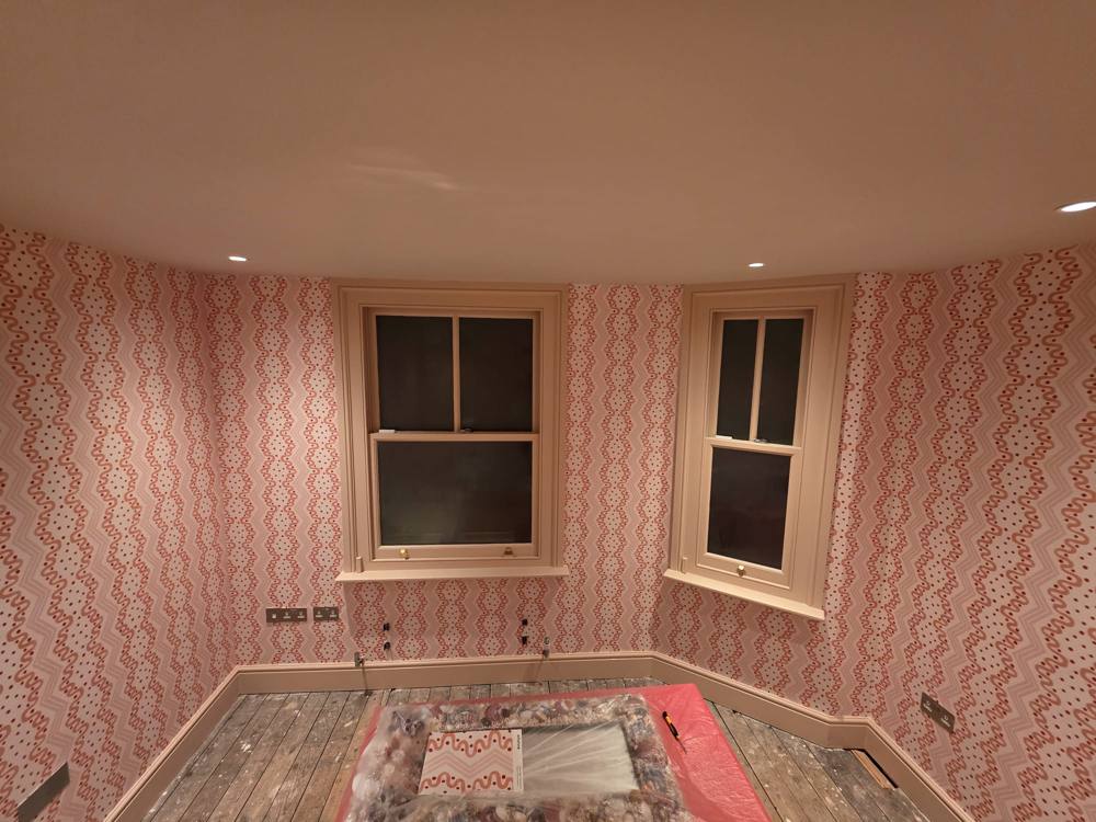 Wallpaper hung by Magic Finish
